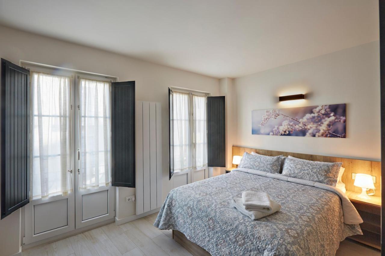 Apartamentos Marques De Abastos Logroño Eksteriør bilde